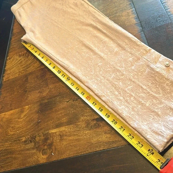 89th & Madison pale pink capris size Med - Picture 4 of 10